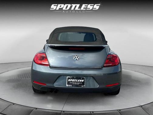 Platinum Gray Metallic 2015 Volkswagen Beetle 1.8T