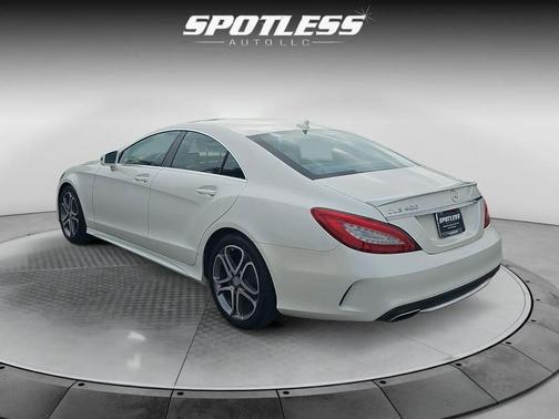designo Diamond White Metallic 2016 Mercedes-Benz CLS-Class CLS 400