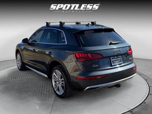 2018 Audi Q5 2.0T Premium Plus