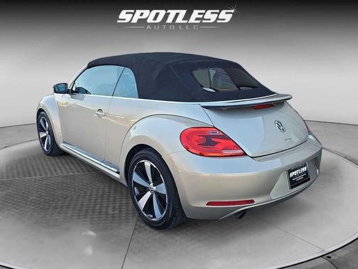 2013 Volkswagen Beetle 2.0T