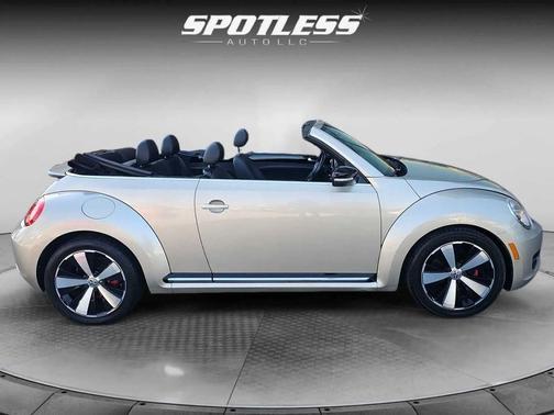 2013 Volkswagen Beetle 2.0T