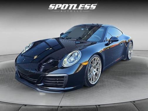 2018 Porsche 911 Carrera