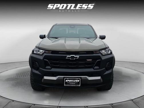 Harvest Bronze Metallic 2023 Chevrolet Colorado Trail Boss