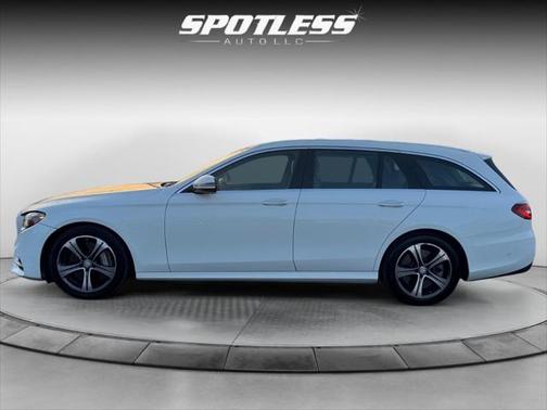 2017 Mercedes-Benz E-Class 4MATIC
