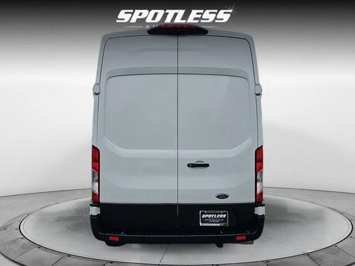 Oxford White 2021 Ford Transit-250 Base