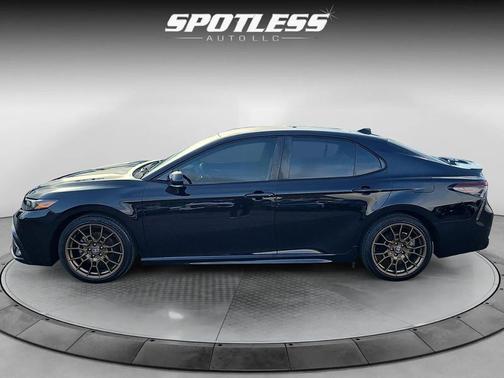 Midnight Black Metallic 2023 Toyota Camry SE
