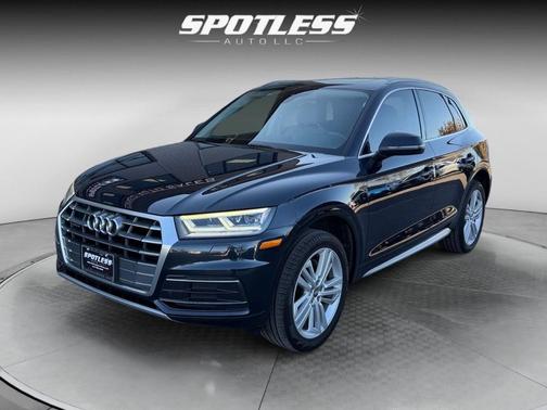 2018 Audi Q5 2.0T Premium Plus
