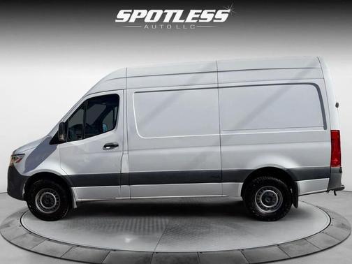 2020 Mercedes-Benz Sprinter 2500 Standard Roof