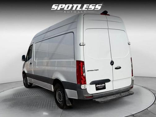 2020 Mercedes-Benz Sprinter 2500 Standard Roof