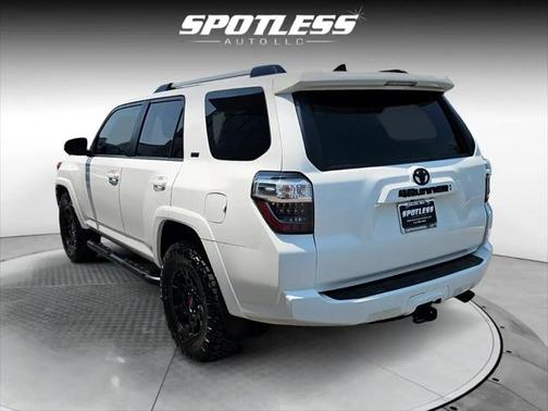2020 Toyota 4Runner SR5