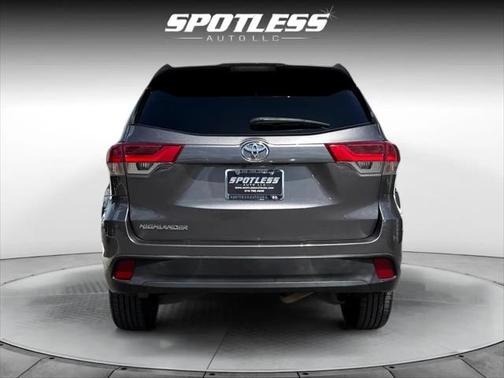 2019 Toyota Highlander LE Plus