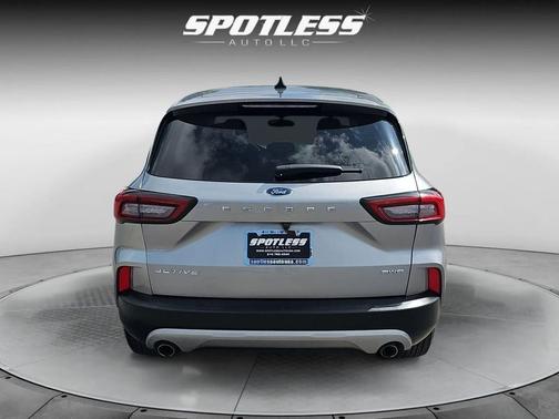 Iconic Silver 2024 Ford Escape Active