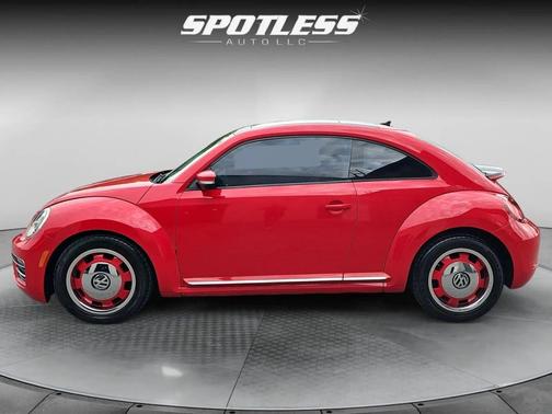 2018 Volkswagen Beetle 2.0T Coast