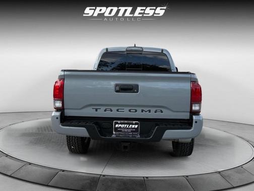 2018 Toyota Tacoma TRD Sport