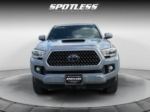 2018 Toyota Tacoma TRD Sport