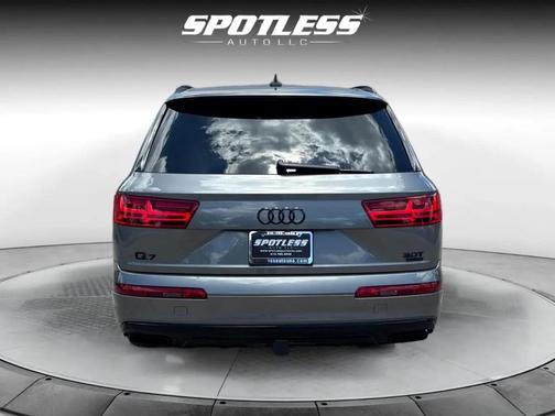 2017 Audi Q7 3.0T Premium