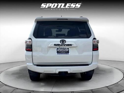 2020 Toyota 4Runner SR5