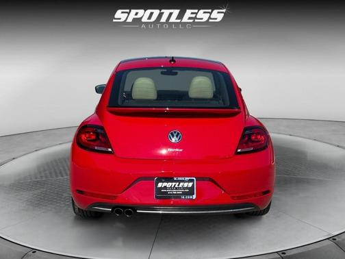 2019 Volkswagen Beetle 2.0T SE