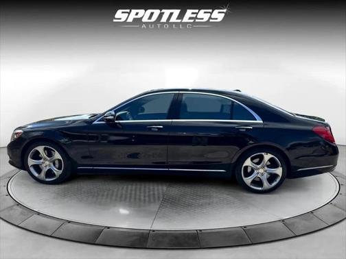 2016 Mercedes-Benz S-Class S550