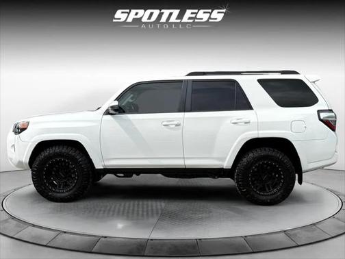 2017 Toyota 4Runner SR5