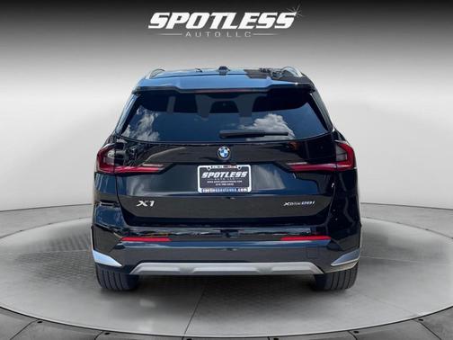 2024 BMW X1 xDrive28i