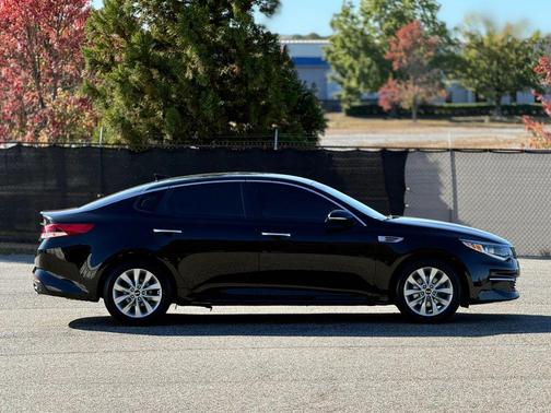 Ebony Black 2018 Kia Optima LX