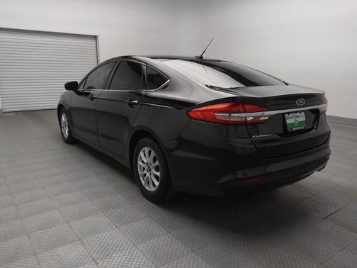 2018 Ford Fusion S
