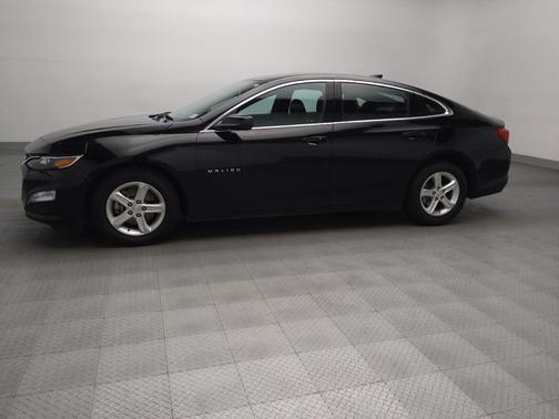 Mosaic Black Metallic 2023 Chevrolet Malibu FWD 1LT