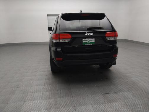 Diamond Black Crystal Pearlcoat 2018 Jeep Grand Cherokee Laredo E