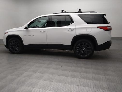 White 2020 Chevrolet Traverse RS