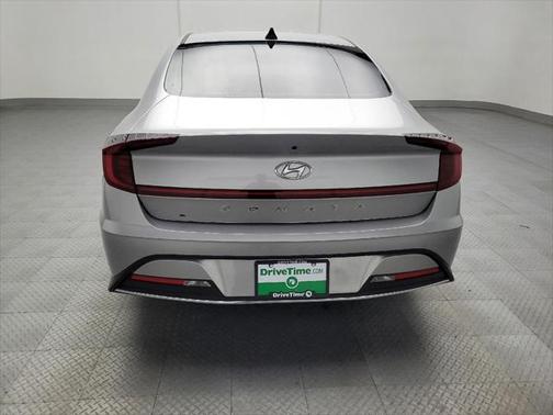 2021 Hyundai SONATA SE