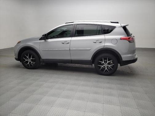 2017 Toyota RAV4 SE