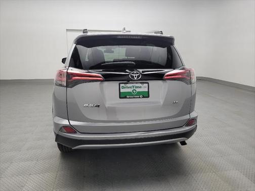 2017 Toyota RAV4 SE