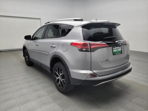 2017 Toyota RAV4 SE