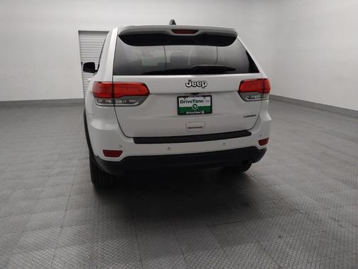 Bright White Clearcoat 2018 Jeep Grand Cherokee Laredo