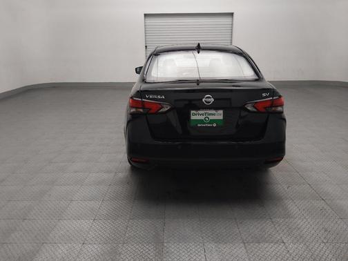 Super Black 2021 Nissan Versa 1.6 SV
