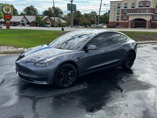Gray 2023 Tesla Model 3 Standard Range