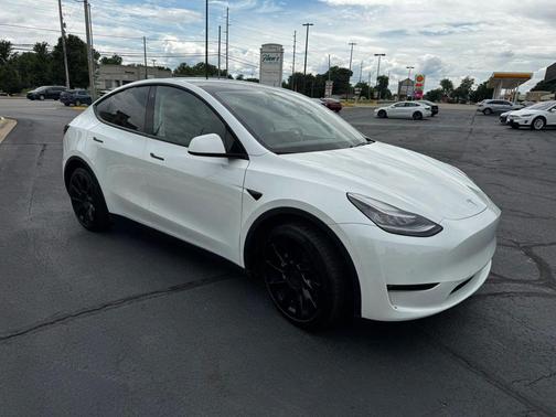 Pearl White Multi-Coat 2020 Tesla Model Y Long Range Dual Motor All-Wheel Drive