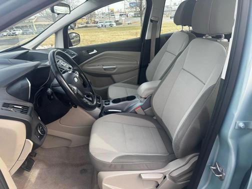 2014 Ford C-Max Hybrid SE