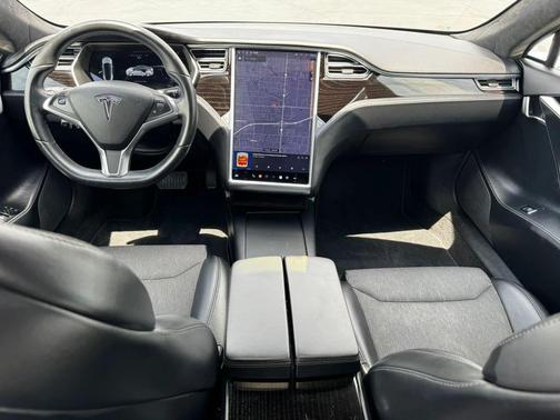 Silver 2017 Tesla Model S 75