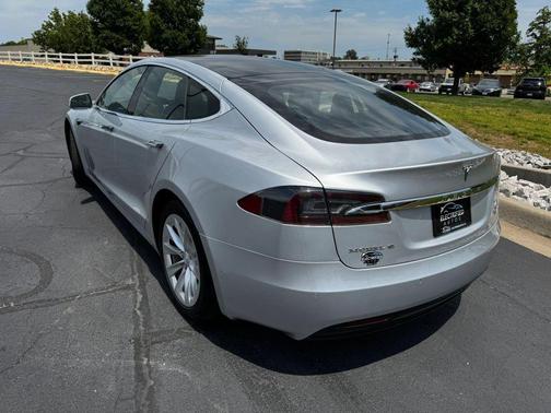 Silver 2017 Tesla Model S 75