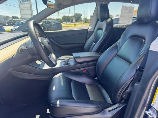 Gray 2022 Tesla Model Y Long Range Dual Motor All-Wheel Drive