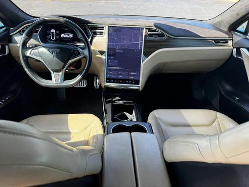 2016 Tesla Model S P90D
