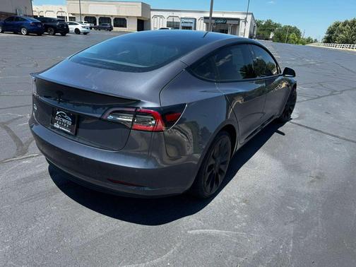 2022 Tesla Model 3 Standard Range