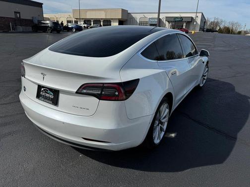 2019 Tesla Model 3 Long Range
