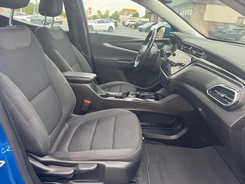 2022 Chevrolet Bolt EUV FWD LT