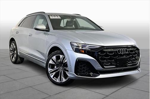 2025 Audi Q8 Premium Plus 55 TFSI quattro