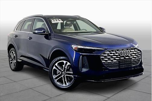 2025 Audi Q5 Premium TFSI quattro S tronic