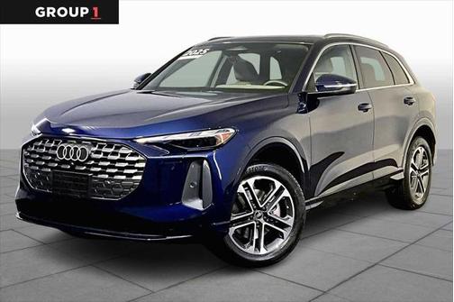 2025 Audi Q5 Premium TFSI quattro S tronic