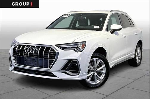 2023 Audi Q3 Premium 45 TFSI S line quattro Tiptronic